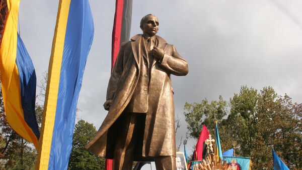 Памятник Бандере во Львове. Архив Памятник Бандере во Львове. Архив