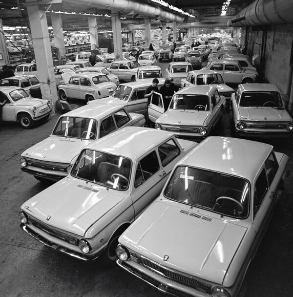 Автовладельцы будут получать по 50 тыс руб за утилизацию старой машины Автовладельцы будут получать по 50 тыс руб за утилизацию старой машины