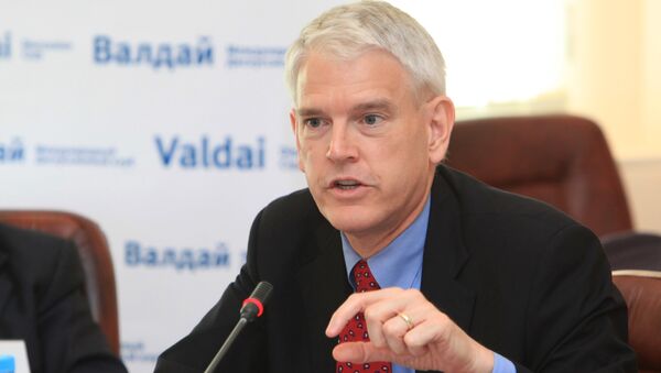 Экс-посол США на Украине Стивен Пайфер. Архивное фото Экс-посол США на Украине Стивен Пайфер. Архивное фото