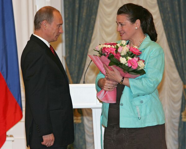 Певица Валентина Толкунова Певица Валентина Толкунова