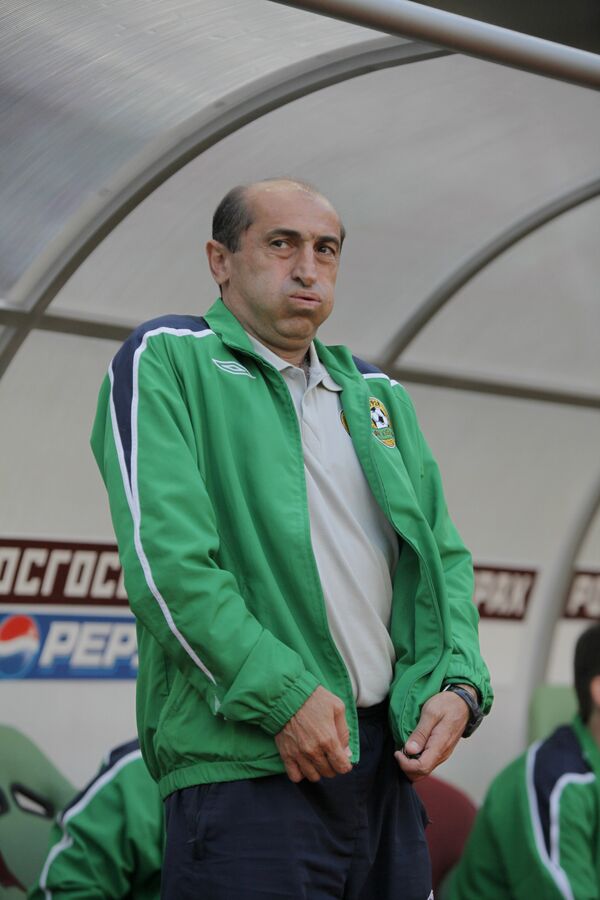 Главный тренер Кубани Погос Галстян Главный тренер Кубани Погос Галстян