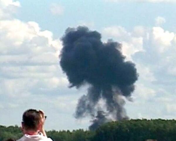 Су-27 рухнул во время авиашоу в Польше. Видео с местра трагедии Су-27 рухнул во время авиашоу в Польше. Видео с местра трагедии