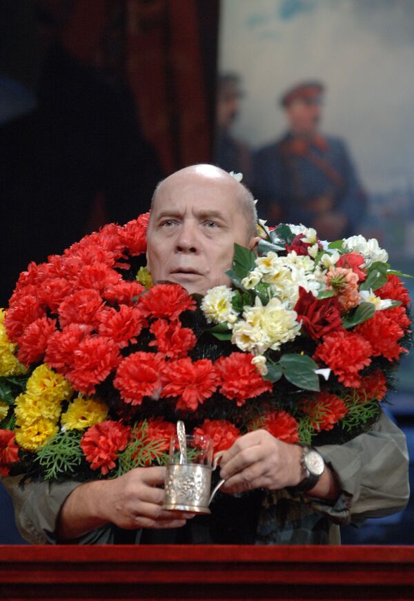 Артист Александр Филиппенко Артист Александр Филиппенко