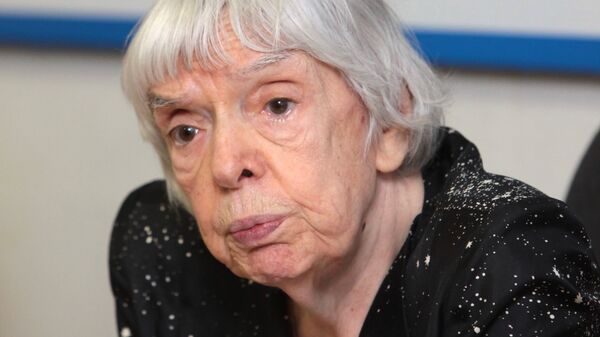 Людмила Алексеева Людмила Алексеева