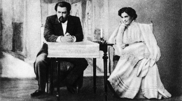 Константин Станиславский и Ольга Книппер в спектакле Дядя Ваня Константин Станиславский и Ольга Книппер в спектакле Дядя Ваня