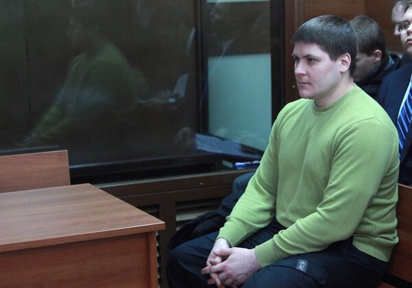 Рассмотрение уголовного дела в отношении бывшего милиционера Романа Жирова, сбившего насмерть беременную женщину в мае 2009 года Рассмотрение уголовного дела в отношении бывшего милиционера Романа Жирова, сбившего насмерть беременную женщину в мае 2009 года