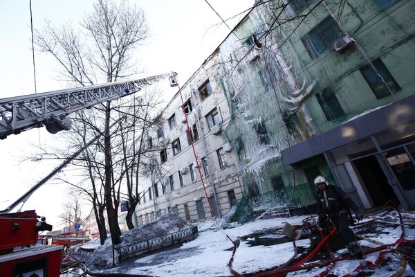 Пожар в административном здании в центре Москвы Пожар в административном здании в центре Москвы