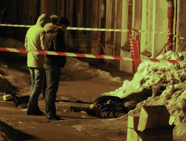 Один милиционер погиб, один был ранен при проверке документов у неизвестных на западе Москвы Один милиционер погиб, один был ранен при проверке документов у неизвестных на западе Москвы