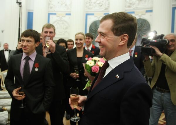 Дмитрий Медведев Дмитрий Медведев