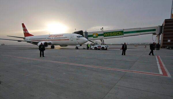 Boeing-737-500 грузинской авиакомпании Айрзена - Грузинские авиалинии. Архив Boeing-737-500 грузинской авиакомпании Айрзена - Грузинские авиалинии. Архив