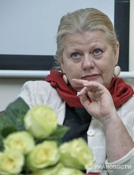 Народная артистка России Ирина Муравьева Народная артистка России Ирина Муравьева
