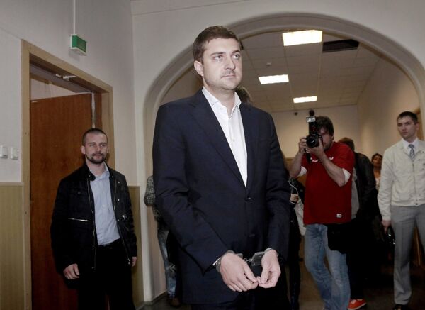 Следователь СКП Григорий Домовец в Басманном суде Москвы Следователь СКП Григорий Домовец в Басманном суде Москвы