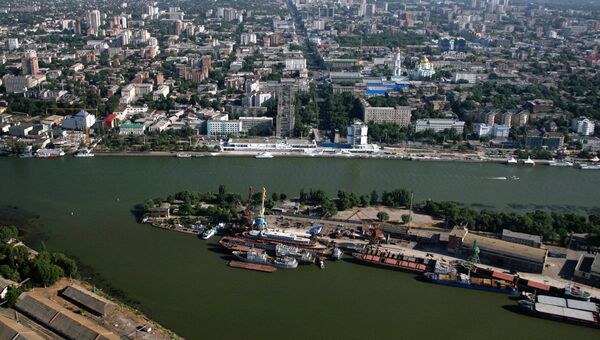 Река Дон в черте города Ростов-на-Дону. Архивное фото Река Дон в черте города Ростов-на-Дону. Архивное фото