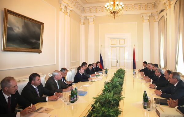 Российско-армянские переговоры в Ереване Российско-армянские переговоры в Ереване