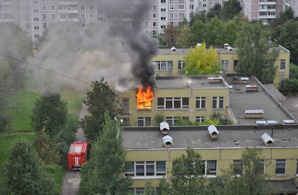 Пожар в школе в Ясенево Пожар в школе в Ясенево