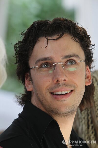 Показ коллекции Valentin Yudashkin сезона осень-зима 2010-2011 Показ коллекции Valentin Yudashkin сезона осень-зима 2010-2011