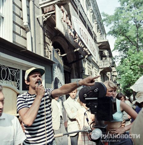 Никита Михалков на съемках фильма Раба любви Никита Михалков на съемках фильма Раба любви