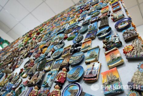 Крупнейший в КНР рынок товаров широкого потребления в городе Иу Крупнейший в КНР рынок товаров широкого потребления в городе Иу