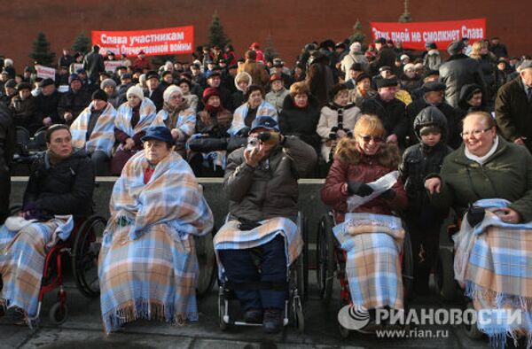 Марш в честь 69-й годовщины парада 7 ноября 1941 года Марш в честь 69-й годовщины парада 7 ноября 1941 года