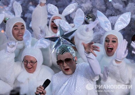 Концерт Песня года 2010 в спорткомплексе Олимпийский Концерт Песня года 2010 в спорткомплексе Олимпийский