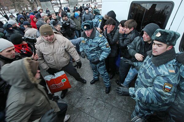 Митинг фанатов на Манежной площади в Москве Митинг фанатов на Манежной площади в Москве