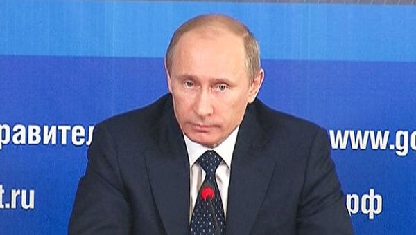 Путин дал команду ФАС разобраться с ценами на топливо Путин дал команду ФАС разобраться с ценами на топливо
