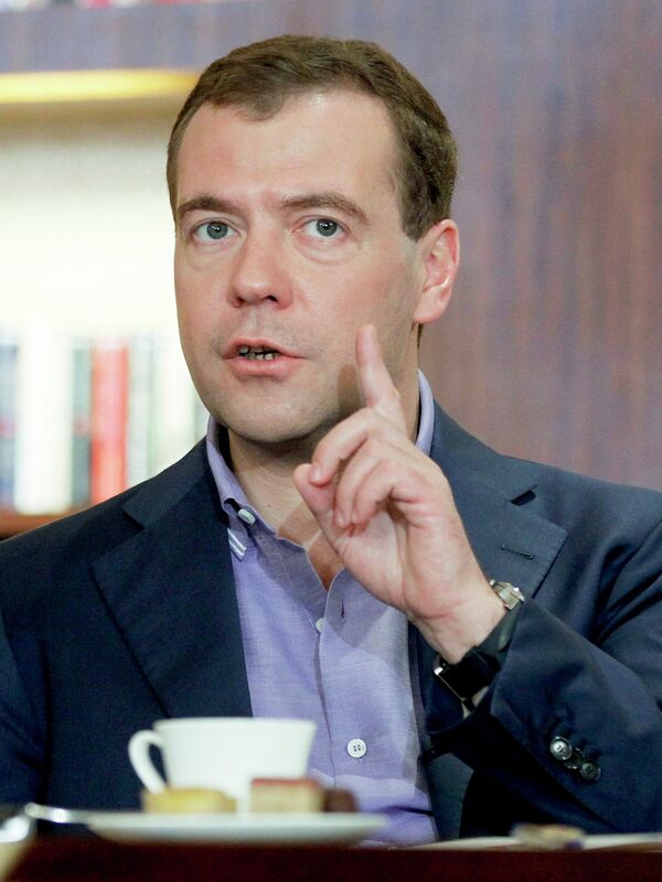 Президент РФ Дмитрий Медведев встретился с журналистами после заседания лидеров БРИКС Президент РФ Дмитрий Медведев встретился с журналистами после заседания лидеров БРИКС