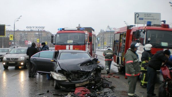 Следствие установило, что служебный автомобиль Анатолия Баркова не выезжал на встречную полосу движения. Следствие установило, что служебный автомобиль Анатолия Баркова не выезжал на встречную полосу движения.