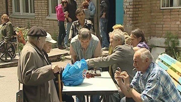 Журналистов пустили в дом престарелых, откуда сбежали пятеро пациентов Журналистов пустили в дом престарелых, откуда сбежали пятеро пациентов
