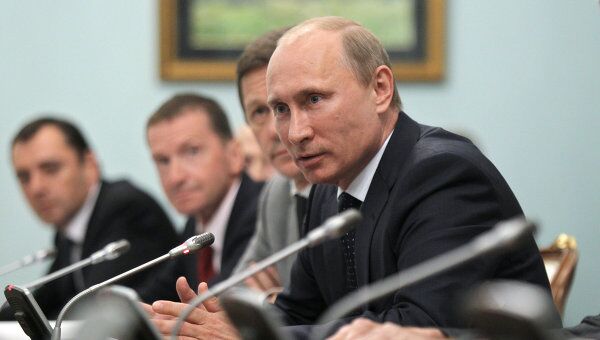 Премьер-министр РФ В.Путин провел встречу с деятелями отечественной мультипликации Премьер-министр РФ В.Путин провел встречу с деятелями отечественной мультипликации
