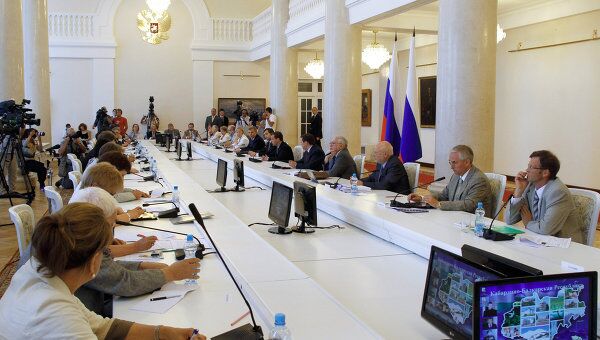 Заседание Совета при президенте РФ по развитию гражданского общества и правам человека Заседание Совета при президенте РФ по развитию гражданского общества и правам человека