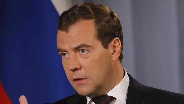 Президент РФ Д.Медведев дал интервью телеканалам и радиостанции Президент РФ Д.Медведев дал интервью телеканалам и радиостанции
