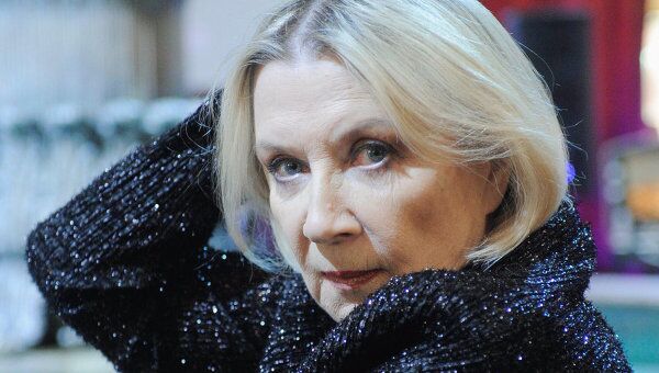 Актриса Московского театра драмы и комедии на Таганке Алла Демидова Актриса Московского театра драмы и комедии на Таганке Алла Демидова