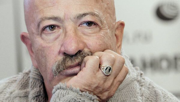 Композитор, певец, поэт Александр Розенбаум. Архив Композитор, певец, поэт Александр Розенбаум. Архив