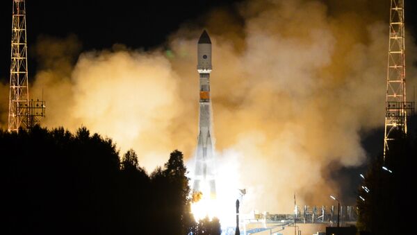 Запуск ракеты-носителя Союз-2.1б с космическим аппаратом Глонасс-М. Архивное фото Запуск ракеты-носителя Союз-2.1б с космическим аппаратом Глонасс-М. Архивное фото