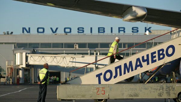 Аэропорт Толмачево Аэропорт Толмачево