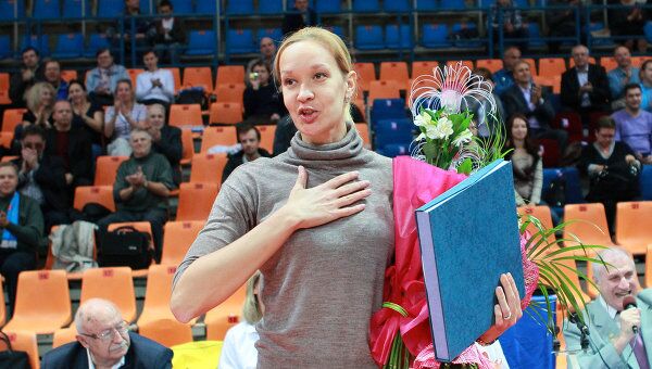 Елена Година Елена Година