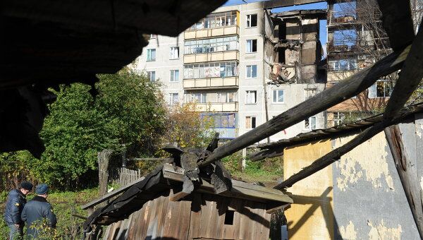 На месте взрыва газа в жилом доме в Бронницах На месте взрыва газа в жилом доме в Бронницах