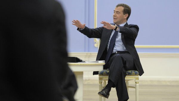 Президент РФ Дмитрий Медведев встретился с представителями Общественного комитета Президент РФ Дмитрий Медведев встретился с представителями Общественного комитета