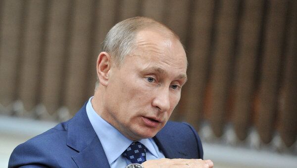 Путин поручил списать налоговые долги, возникшие до 2009 года Путин поручил списать налоговые долги, возникшие до 2009 года