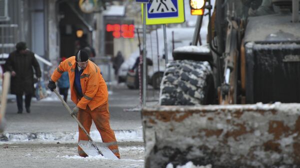 Уборка снега в Москве Уборка снега в Москве