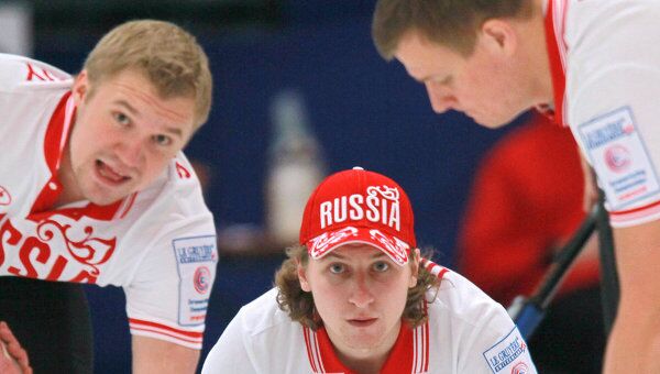 Алексей Стукальский, Андрей Дроздов и Петр Дрон (слева направо) Алексей Стукальский, Андрей Дроздов и Петр Дрон (слева направо)