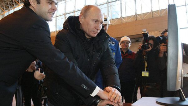 Путин запустил новый гидроагрегат Саяно-Шушенской ГЭС Путин запустил новый гидроагрегат Саяно-Шушенской ГЭС