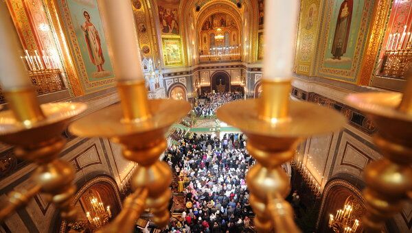 Рождественское праздничное богослужение в храме Христа Спасителя Рождественское праздничное богослужение в храме Христа Спасителя