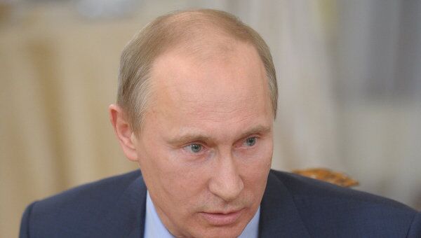 Премьер-министр РФ В.Путин встретился с руководителями СМИ Премьер-министр РФ В.Путин встретился с руководителями СМИ