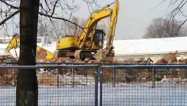 На севере Москвы продолжается снос стадиона Динамо На севере Москвы продолжается снос стадиона Динамо