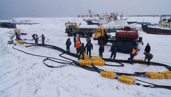 работы по откачке нефтперодуктов с танкера Каракумнефть работы по откачке нефтперодуктов с танкера Каракумнефть