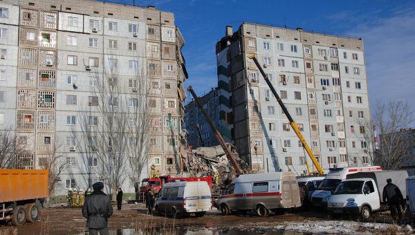 Ликвидация последствий обрушения жилого дома в Астрахани Ликвидация последствий обрушения жилого дома в Астрахани
