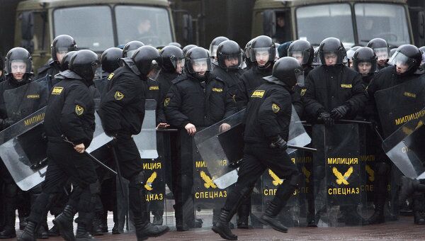 Несанкционированный митинг индивидуальных предпринимателей Несанкционированный митинг индивидуальных предпринимателей