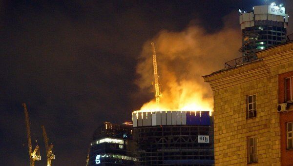 Пожар в центре Москва Сити репортер Пожар в центре Москва Сити репортер